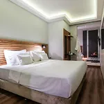 Discovery Hotel 3*