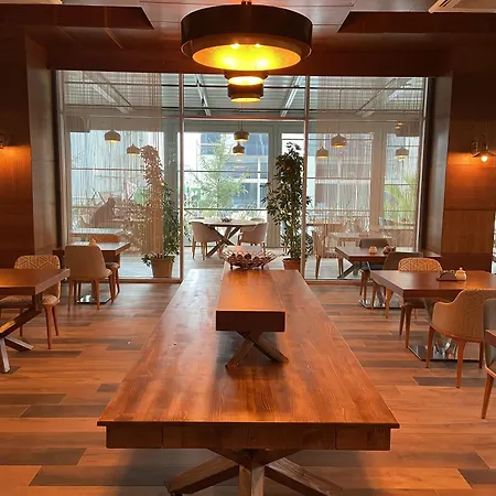 Discovery اسطنبول