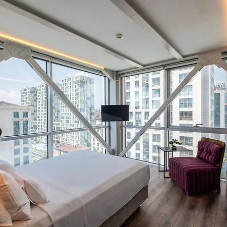 Discovery Hotel 3*
