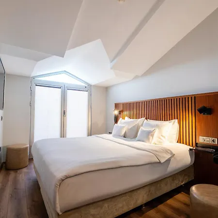 Hotel Discovery