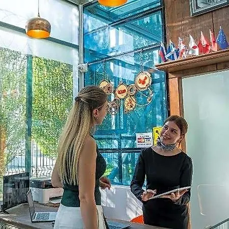 Discovery Otel