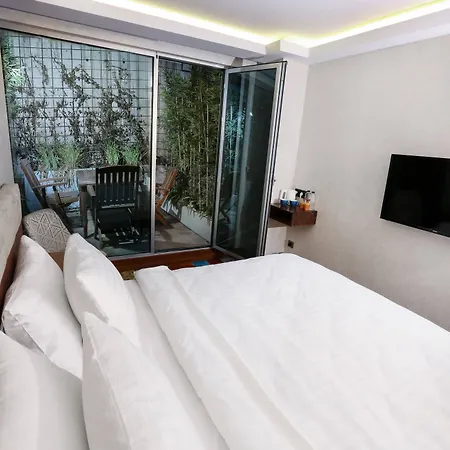 Discovery Otel 3*