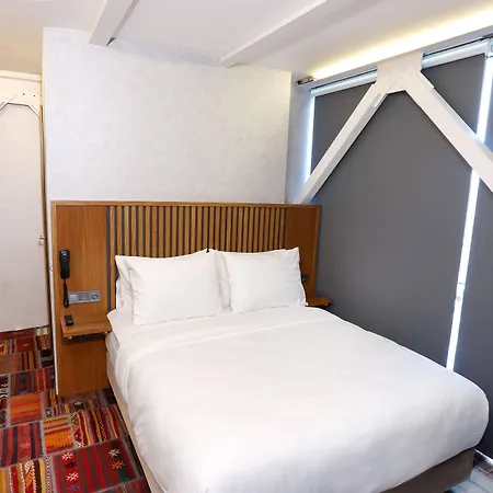 Hotel Discovery